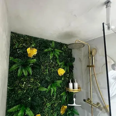 L'evasion ,maison De Jacuzzi Couchages X6 Tatil Evi
